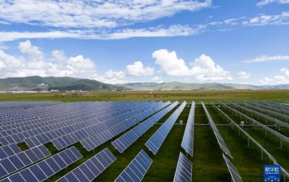 国家能源局章建华：加快推进能源转型，大力发展风电和太阳能发电！