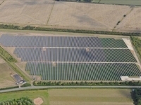 Lark_Energy_Hawton_Solar_Farm-200<em></em>x150-200<em></em>x150.jpg (200×150)