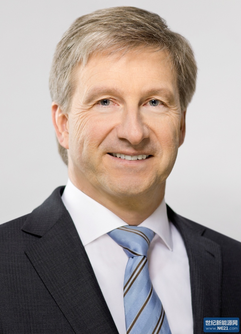 TÜV SÜD管理委员会主席施特克芬博士（Dr. Axel Stepken）