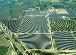 Azure电力获特伦甘纳邦100MW太阳能项目