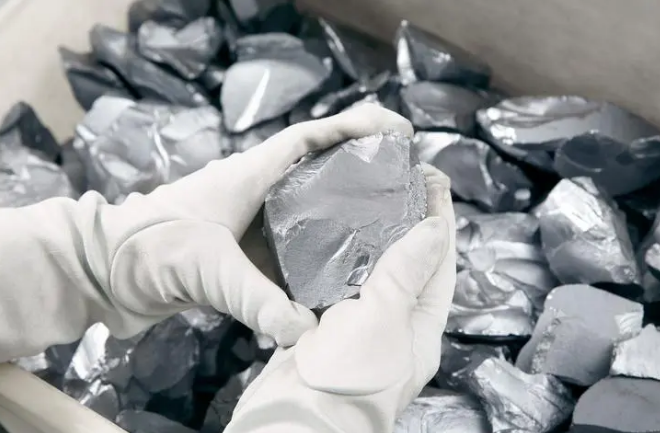 硅业分会：硅料供需平衡改变，开启价格下跌模式