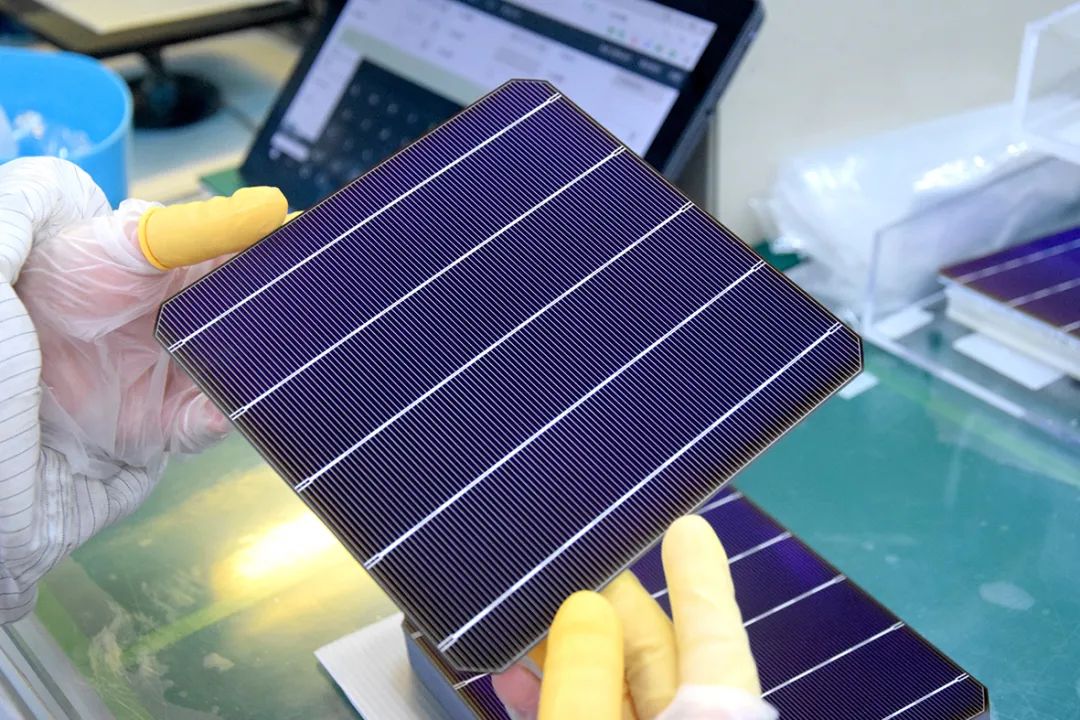 总投资45亿！奥维通信拟跨界光伏投建5GW异质结